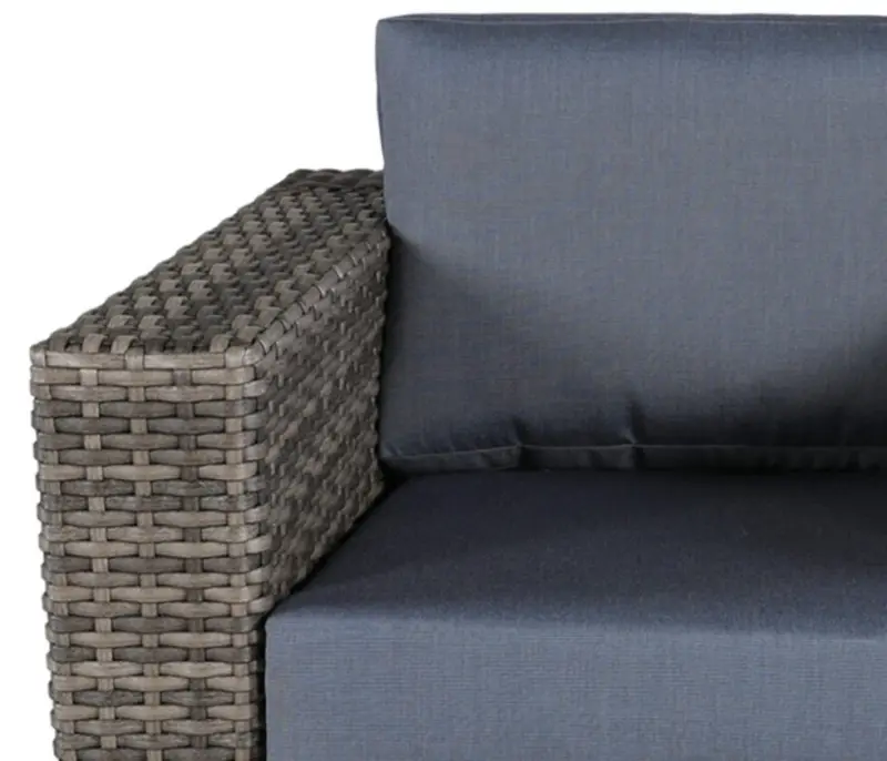 Naya Sofa, view 4